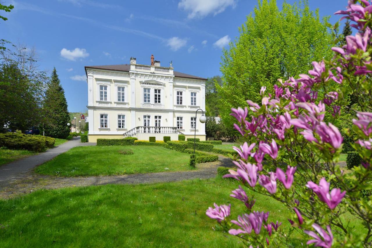 Parkhotel Morris Novy Bor Exterior photo